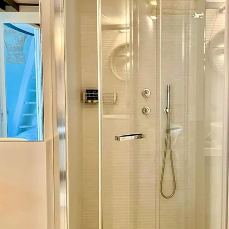 招待所 Alcova Cellini