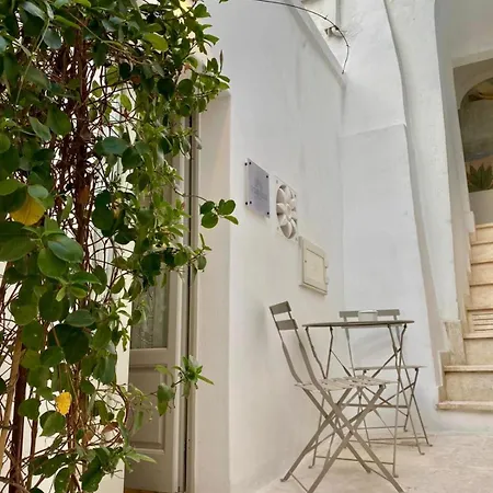 Alcova Cellini 3*