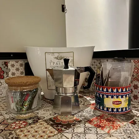 招待所 Alcova Cellini 3*